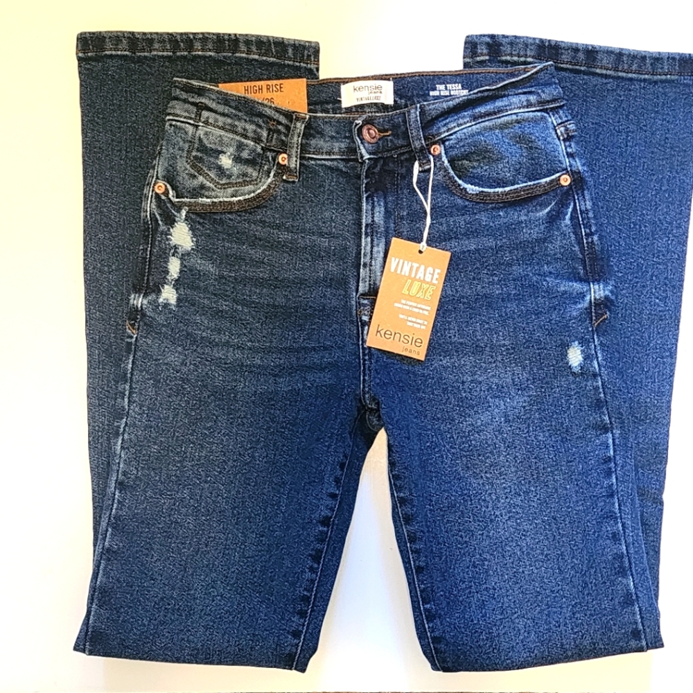 Kensie Jeans Vintage Luxe The Tessa High Rise Bootcut 2/26 NWT